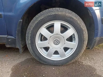 Авто Volkswagen Passat 1999 № 7844928