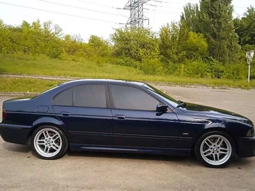 Авто BMW 5 Series 2001 № 7845090