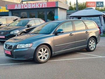 Авто Volvo V50 2010 № 7845117