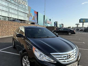 Авто Hyundai Sonata 2013 № 7845144