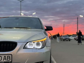 Авто BMW 5 Series 2004 № 7845158