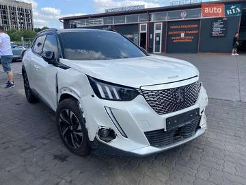 Авто Peugeot E-2008 2021 № 7845191