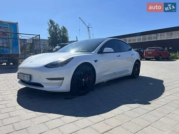 Авто Tesla Model 3 2021 № 7845309