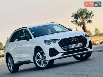 Авто Audi Q3 2023 № 7845342