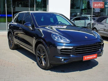 Авто Porsche Cayenne 2015 № 7845355