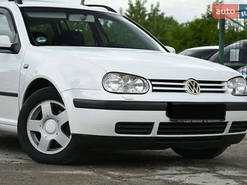 Авто Volkswagen Golf 2003 № 7845443