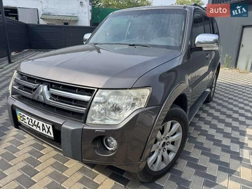 Авто Mitsubishi Pajero Wagon 2010 № 7845645