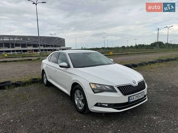 Авто Skoda Superb 2017 № 7845698