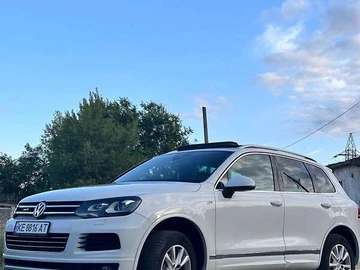 Авто Volkswagen Touareg 2012 № 7845782