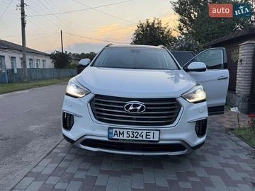 Авто Hyundai Grand Santa Fe 2017 № 7845797