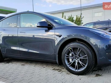 Авто Tesla Model Y 2024 № 7845837