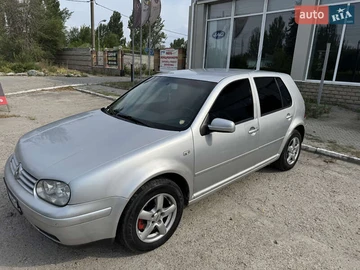 Авто Volkswagen Golf 2001 № 7845891