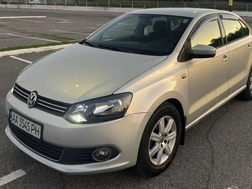 Авто Volkswagen Polo 2011 № 7846063