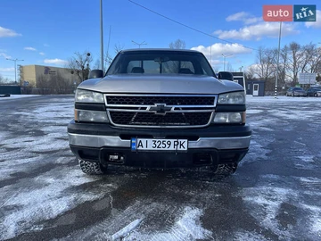 Авто Chevrolet Silverado 2006 № 7846136