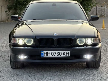 Авто BMW 7 Series 2000 № 7846156