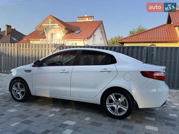 Авто KIA Rio 2014 № 7846157