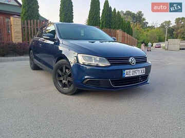 Авто Volkswagen Jetta 2013 № 7846158