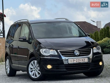 Авто Volkswagen Touran 2010 № 7846185