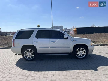 Авто Cadillac Escalade 2011 № 7846716