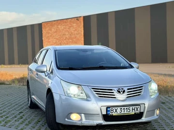 Авто Toyota Avensis 2011 № 7846797