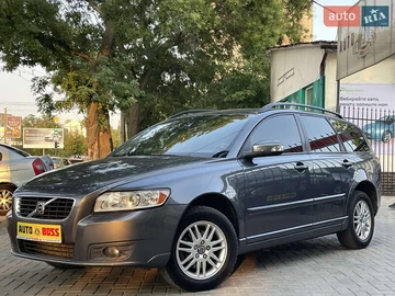 Авто Volvo V50 2008 № 7847011