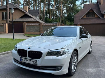 Авто BMW 5 Series 2012 № 7847107