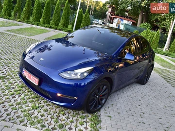 Авто Tesla Model Y 2024 № 7847142