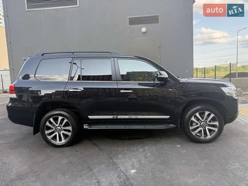 Авто Toyota Land Cruiser 2021 № 7847161