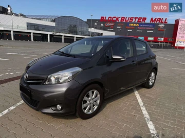 Авто Toyota Yaris 2014 № 7847339