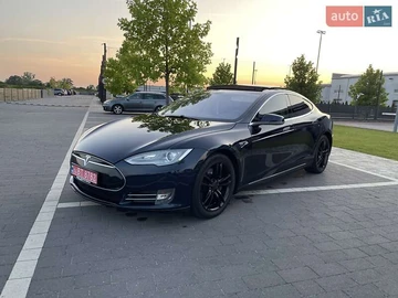 Авто Tesla Model S 2013 № 7847357