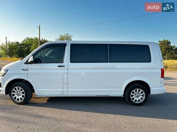 Авто Volkswagen Transporter 2016 № 7847446