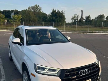 Авто Audi Q5 2017 № 7847473