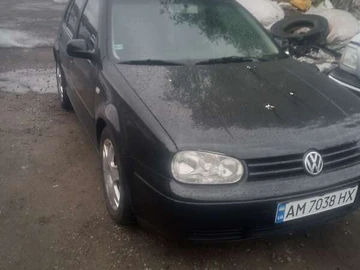 Авто Volkswagen Golf 2000 № 7847594