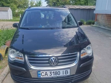 Авто Volkswagen Touran 2007 № 7847615