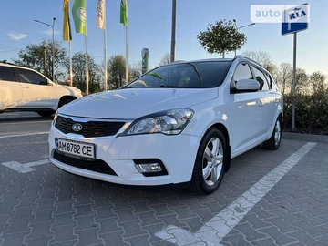 Авто KIA Ceed 2010 № 7847647