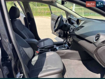 Авто Ford Fiesta 2011 № 7847650