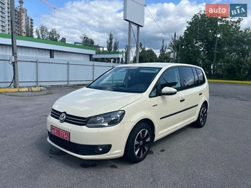 Авто Volkswagen Touran 2015 № 7847706
