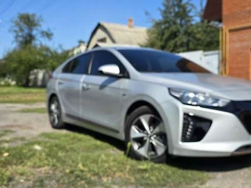Авто Hyundai Ioniq 2019 № 7847753