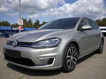 Авто Volkswagen E-Golf 2020 № 7847759
