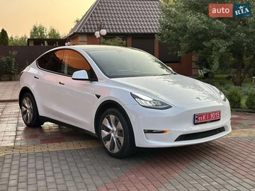 Авто Tesla Model Y 2021 № 7847864
