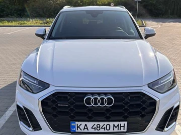 Авто Audi Q5 2022 № 7847915