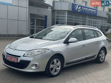 Авто Renault Megane 2010 № 7848047