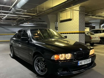 Авто BMW 5 Series 2001 № 7848084