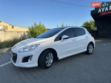 Авто Peugeot 308 2011 № 7848094