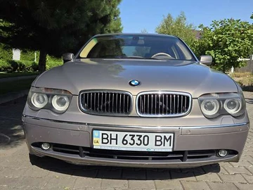 Авто BMW 7 Series 2004 № 7848128