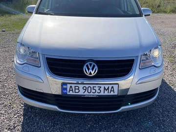 Авто Volkswagen Touran 2009 № 7848149