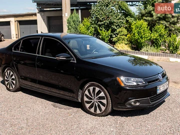 Авто Volkswagen Jetta 2013 № 7848174