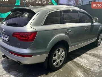 Авто Audi Q7 2006 № 7848188