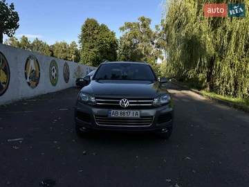 Авто Volkswagen Touareg 2012 № 7848323