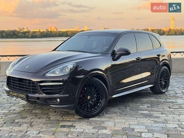 Авто Porsche Cayenne 2014 № 7848330